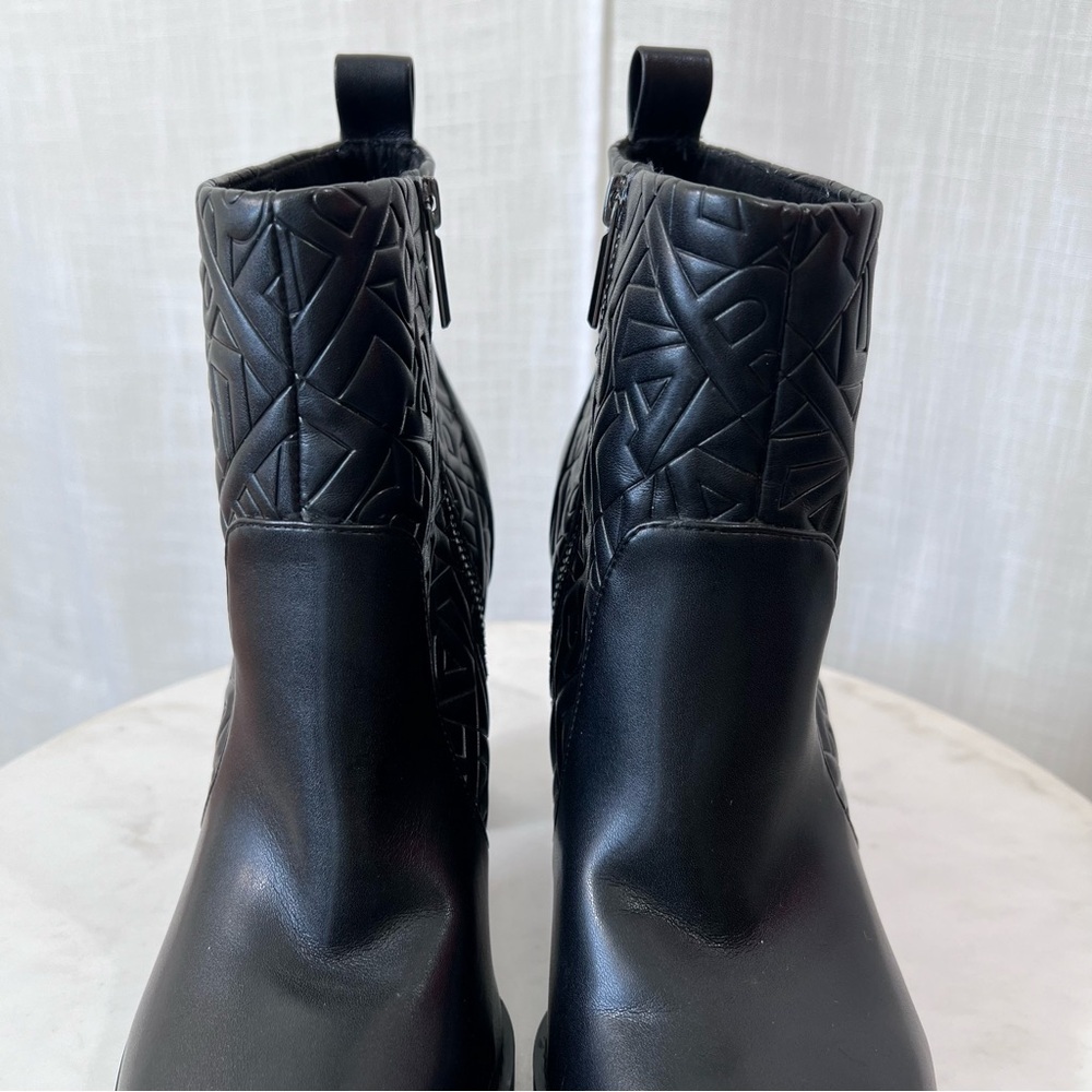 Karl Lagerfeld Ankle Boots Paris Petria Logo Quilted Square Toe Heeled Size 9.5 - Picture 5 of 10